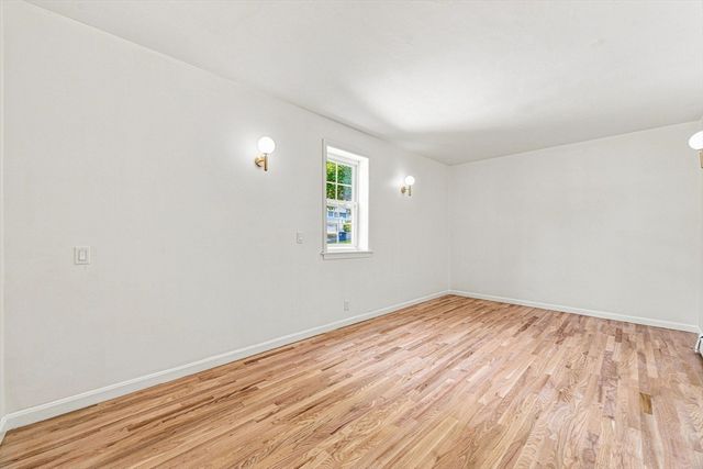 49 Parkside Circle, Braintree, MA 02184