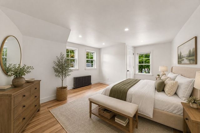 49 Parkside Circle, Braintree, MA 02184