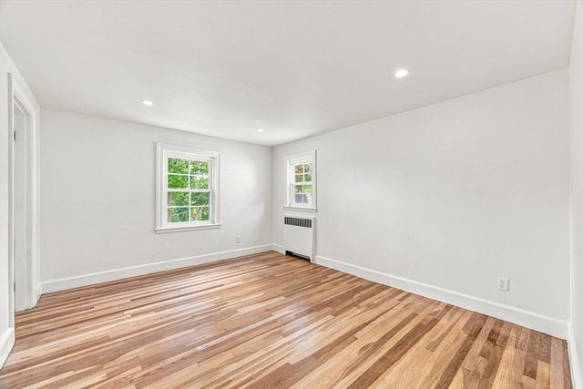 49 Parkside Circle, Braintree, MA 02184