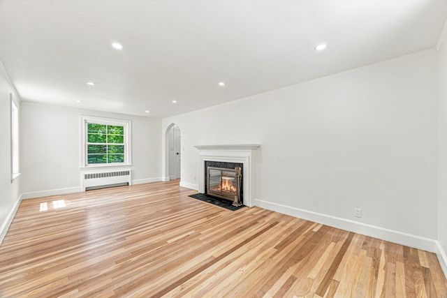 49 Parkside Circle, Braintree, MA 02184