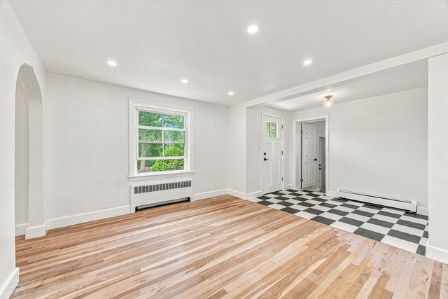 49 Parkside Circle, Braintree, MA 02184