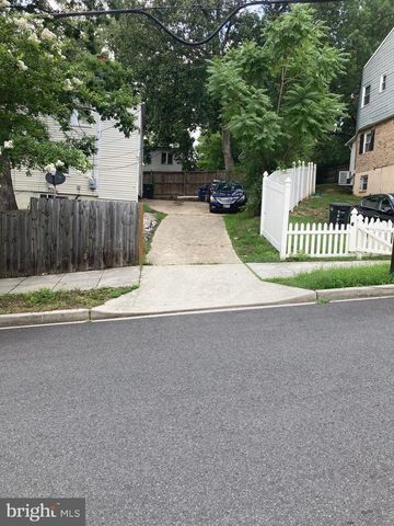 58TH ST NE, Washington, DC 20019