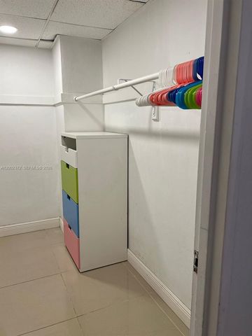 3901 S Ocean Dr 1B, Hollywood, FL 33019