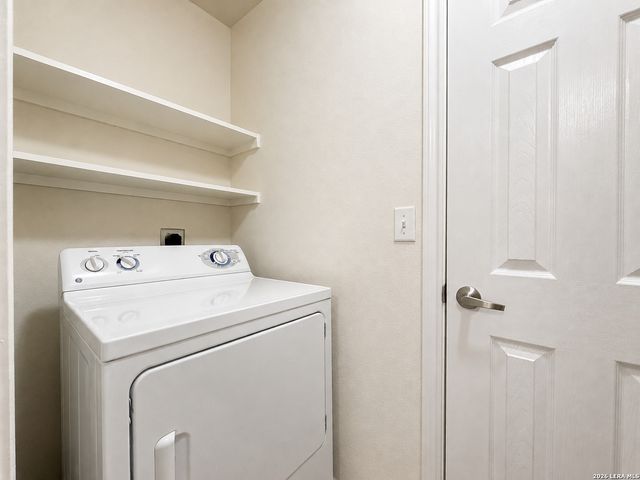 7323 Snowden Rd Apt 1307, San Antonio, TX 78240