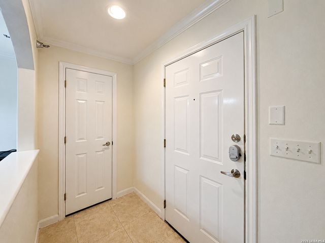 7323 Snowden Rd Apt 1307, San Antonio, TX 78240