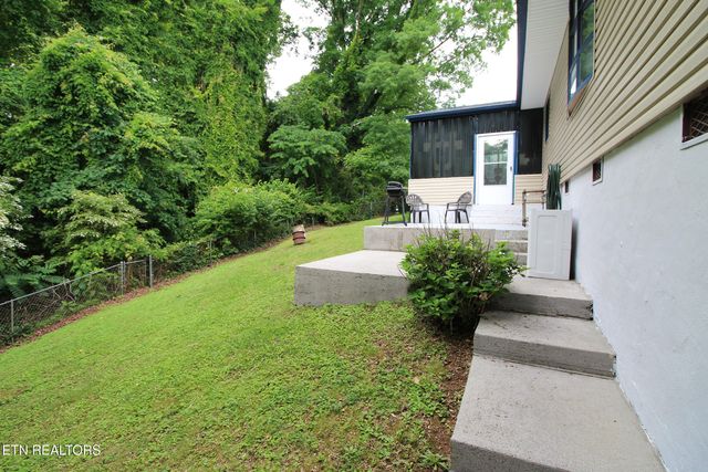 4708 Springbrook Rd, Knoxville, TN 37921
