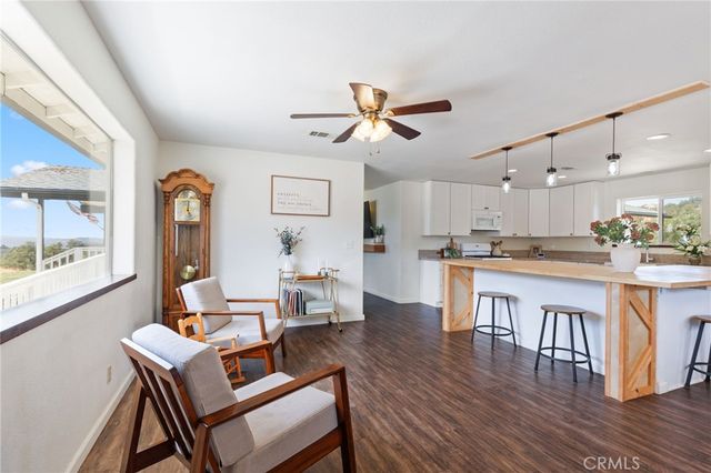 53777 Road 200, O'neals, CA 93645