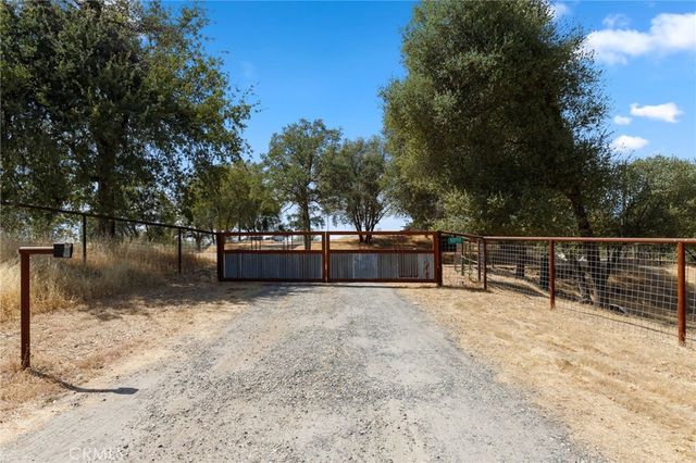 53777 Road 200, O'neals, CA 93645
