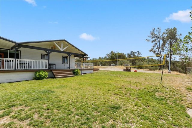 53777 Road 200, O'neals, CA 93645