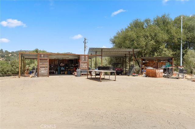 53777 Road 200, O'neals, CA 93645