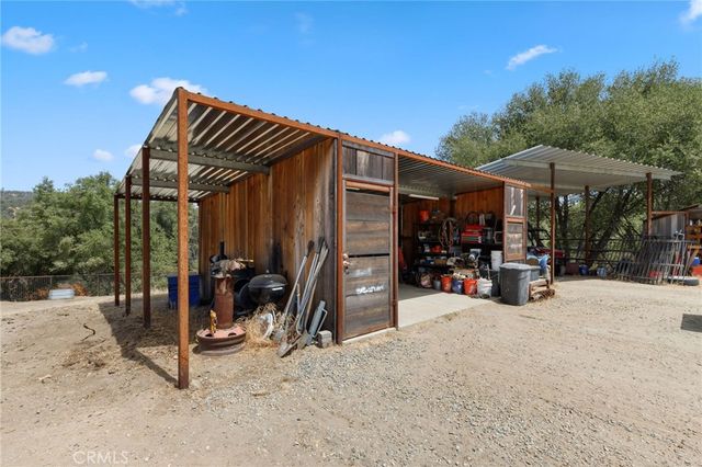 53777 Road 200, O'neals, CA 93645