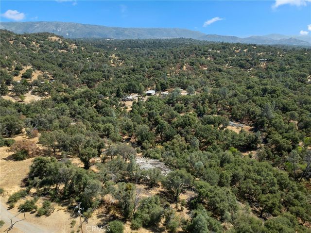 53777 Road 200, O'neals, CA 93645