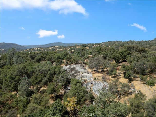 53777 Road 200, O'neals, CA 93645