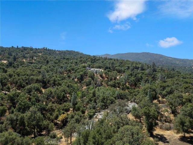 53777 Road 200, O'neals, CA 93645