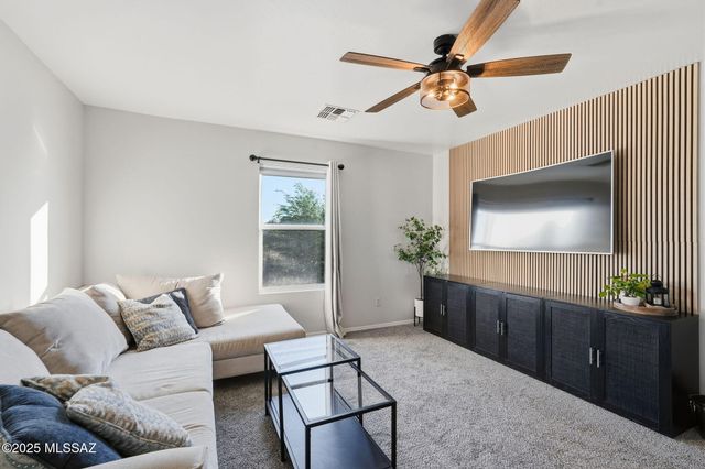 5952 E Sanderling Drive, Tucson, AZ 85756