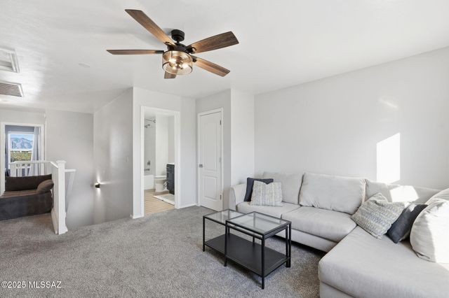 5952 E Sanderling Drive, Tucson, AZ 85756