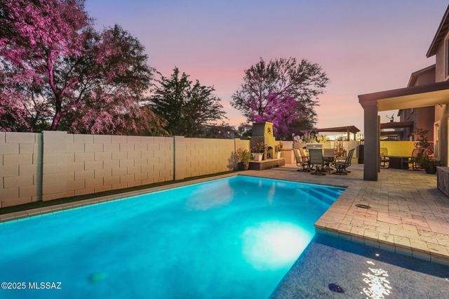 5952 E Sanderling Drive, Tucson, AZ 85756