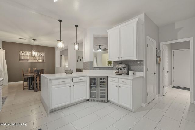 5952 E Sanderling Drive, Tucson, AZ 85756