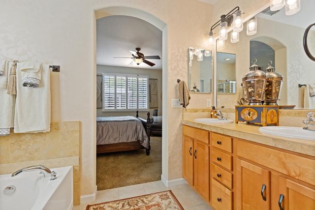 2216 Wighill Cir, Roseville, CA 95747