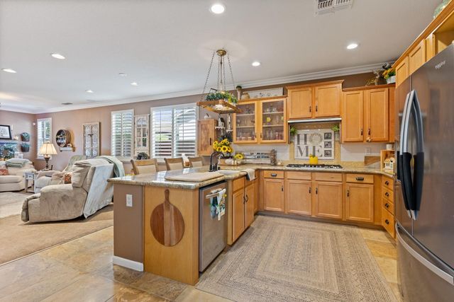 2216 Wighill Cir, Roseville, CA 95747