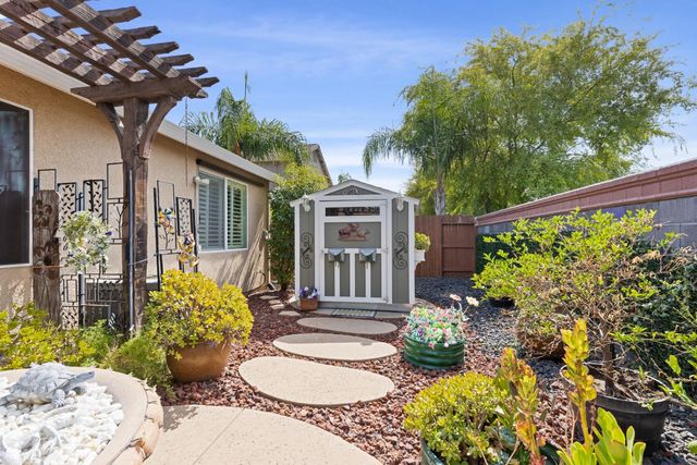 2216 Wighill Cir, Roseville, CA 95747