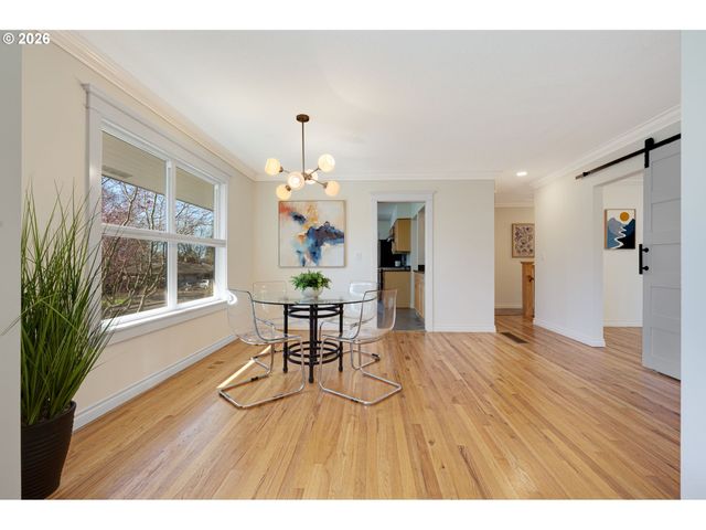 2780 Sw WEST POINT Ave, Portland, OR 97225