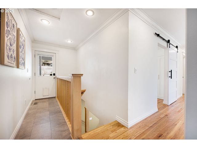 2780 Sw WEST POINT Ave, Portland, OR 97225