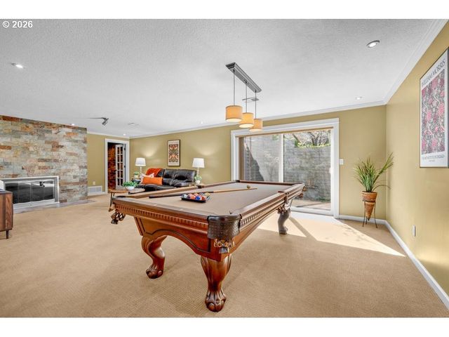 2780 Sw WEST POINT Ave, Portland, OR 97225