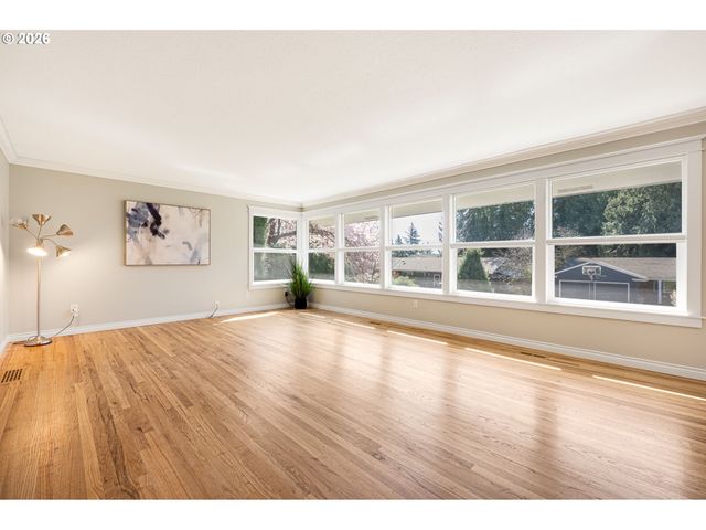 2780 Sw WEST POINT Ave, Portland, OR 97225