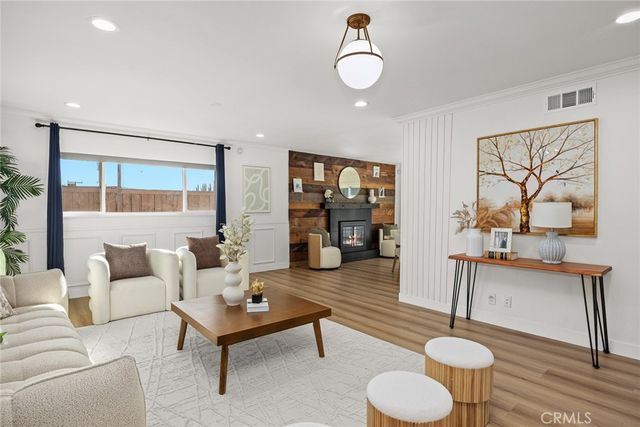 601 Casa Blanca, Fullerton, CA 92832