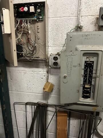 15819 Schoolcraft Street, Detroit City, MI 48227