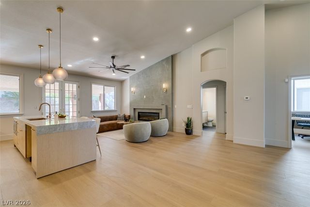 3071 Misty Moon Avenue, Henderson, NV 89052