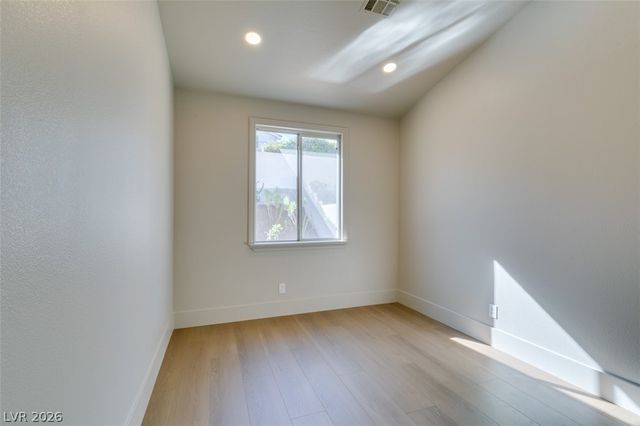 3071 Misty Moon Avenue, Henderson, NV 89052