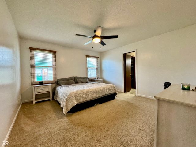 584 Camelot Drive, Seymour, IN 47274