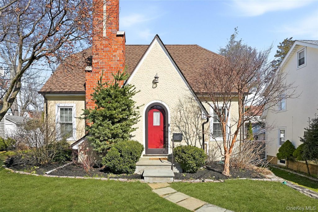 72 Hawley Avenue, Port Chester, NY 10573
