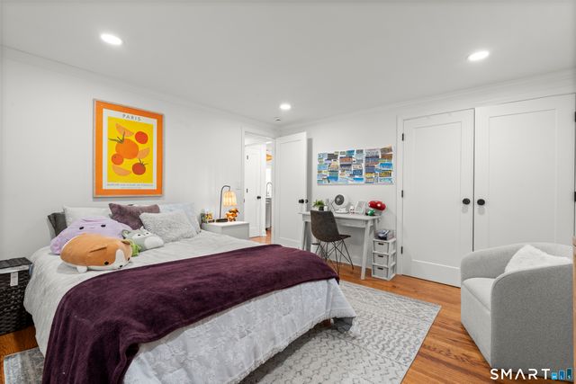 180 Ruane Street 1, Fairfield, CT 06824