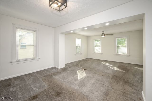 1389 Bryden Drive, Akron, OH 44313