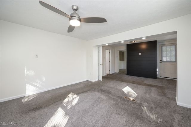 1389 Bryden Drive, Akron, OH 44313