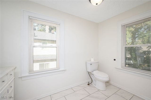 1389 Bryden Drive, Akron, OH 44313