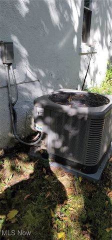 1389 Bryden Drive, Akron, OH 44313