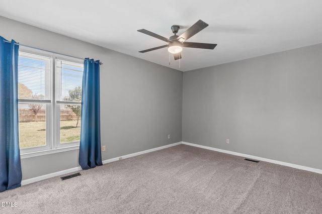 383 S Church Street, Coats, NC 27521