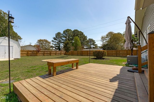 383 S Church Street, Coats, NC 27521