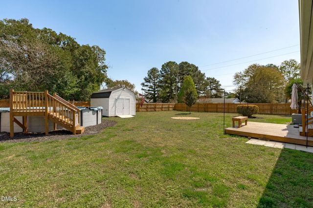 383 S Church Street, Coats, NC 27521