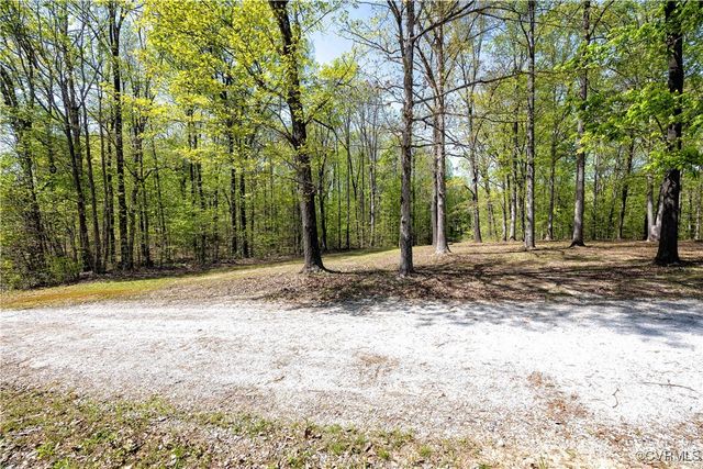 13951 Clementown Rd, Amelia, VA 23002