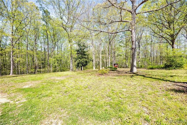 13951 Clementown Rd, Amelia, VA 23002