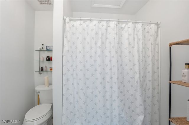 1039 Beach RD 101, Sanibel, FL 33957