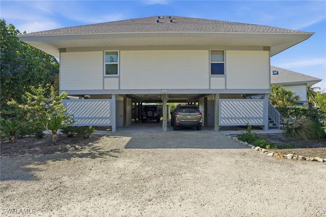 1039 Beach RD 101, Sanibel, FL 33957