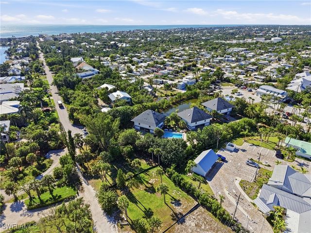 1039 Beach RD 101, Sanibel, FL 33957