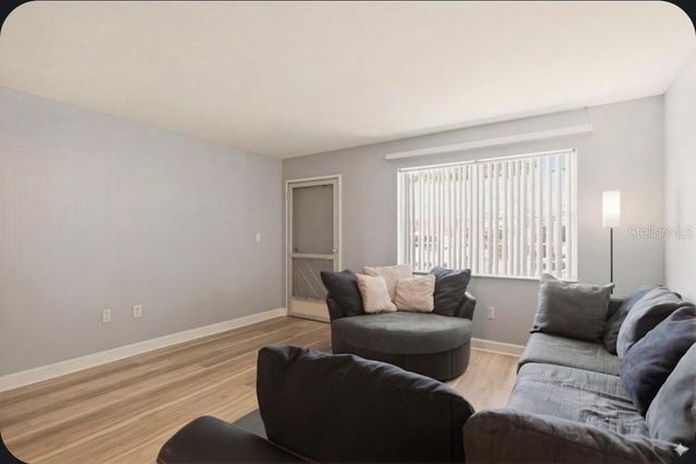 2011 58TH AVENUE N 5, St Petersburg, FL 33714