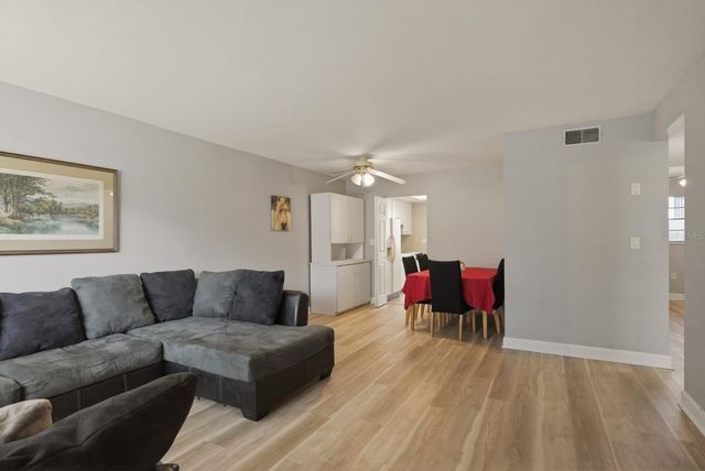 2011 58TH AVENUE N 5, St Petersburg, FL 33714